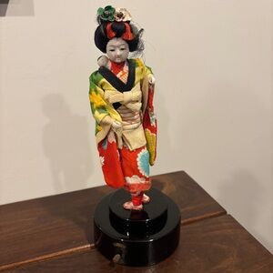 Vintage Japanese GEISHA Doll MUSIC BOX ROTATING
